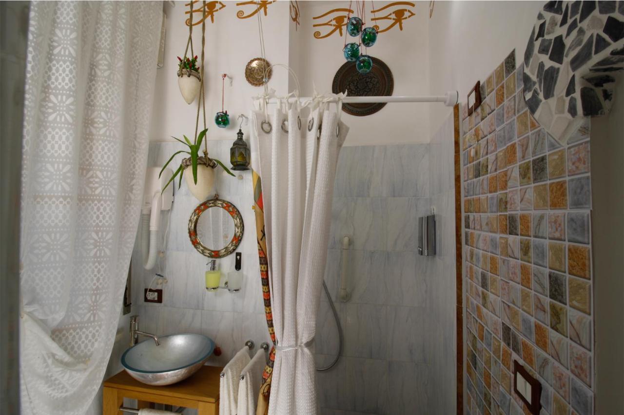 Casa Vittoria Bridge Bed & Breakfast Verona Exterior photo