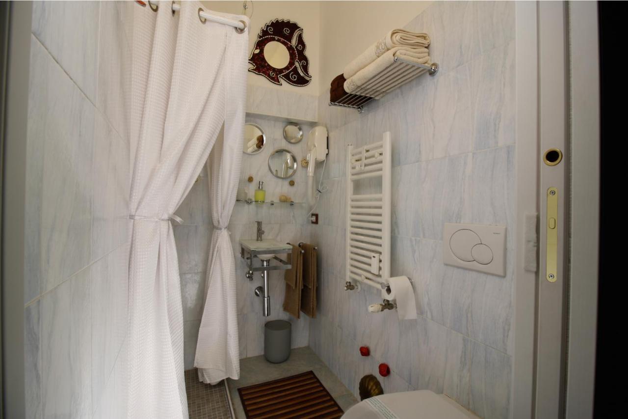 Casa Vittoria Bridge Bed & Breakfast Verona Exterior photo