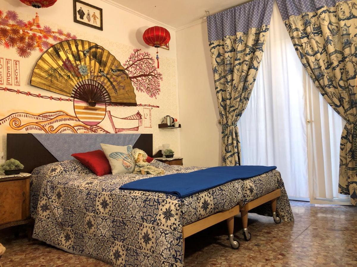 Casa Vittoria Bridge Bed & Breakfast Verona Exterior photo